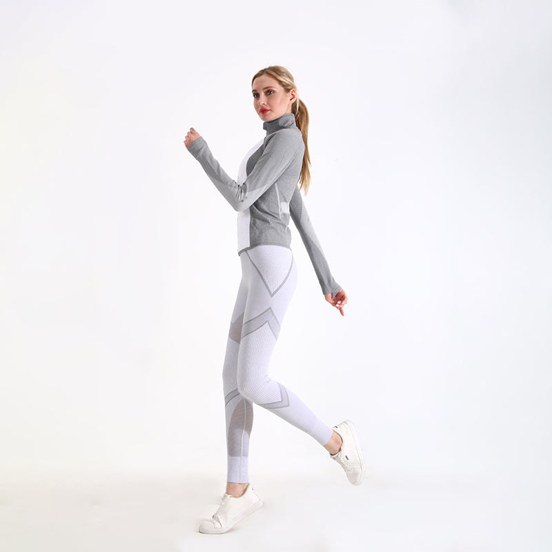 3 Piece Workout Sets for Women–Seamless Workout Sets with Jacket, Sports Bra & High-Waisted Leggings Women’s Gym Set