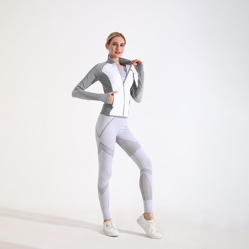 3 Piece Workout Sets for Women–Seamless Workout Sets with Jacket, Sports Bra & High-Waisted Leggings Women’s Gym Set